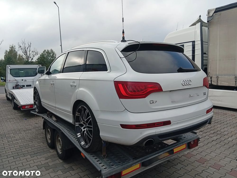 Audi Q7 - 3