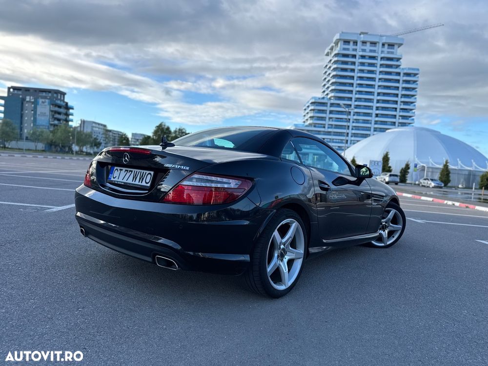 Mercedes-Benz SLK 250 (BlueEFFICIENCY) 7G-TRONIC - 3