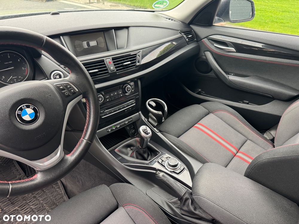 BMW X1 sDrive18d Sport Line - 21