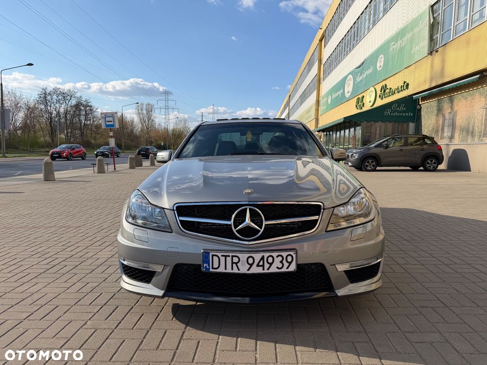 Mercedes-Benz Klasa C 63 AMG 7G-TRONIC - 3