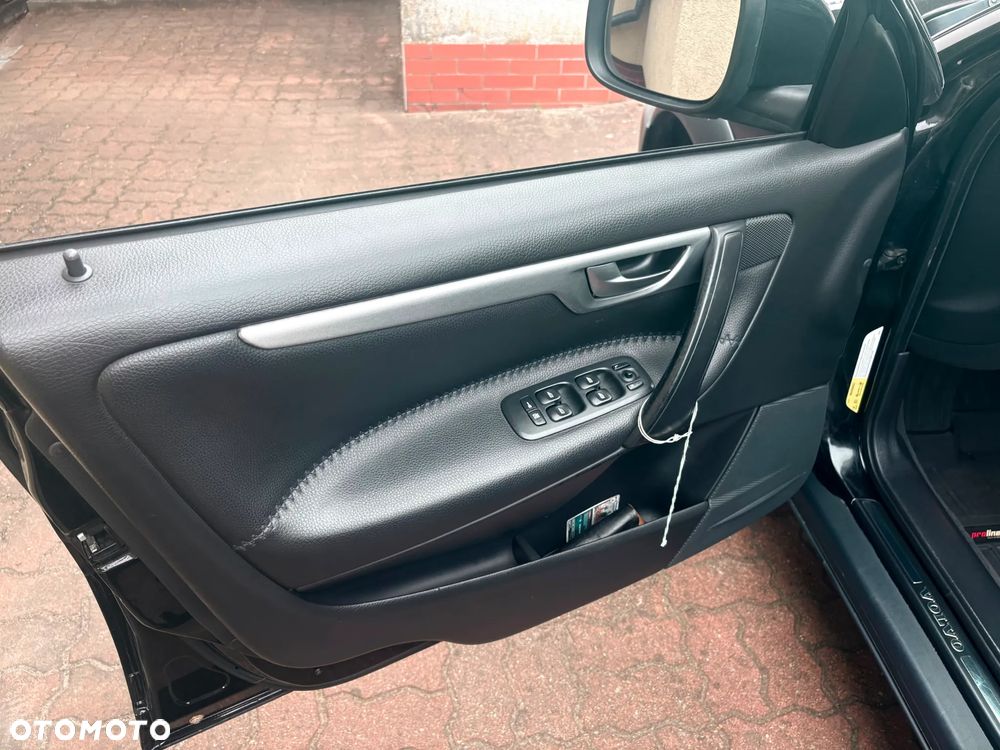 Volvo XC 70 - 9