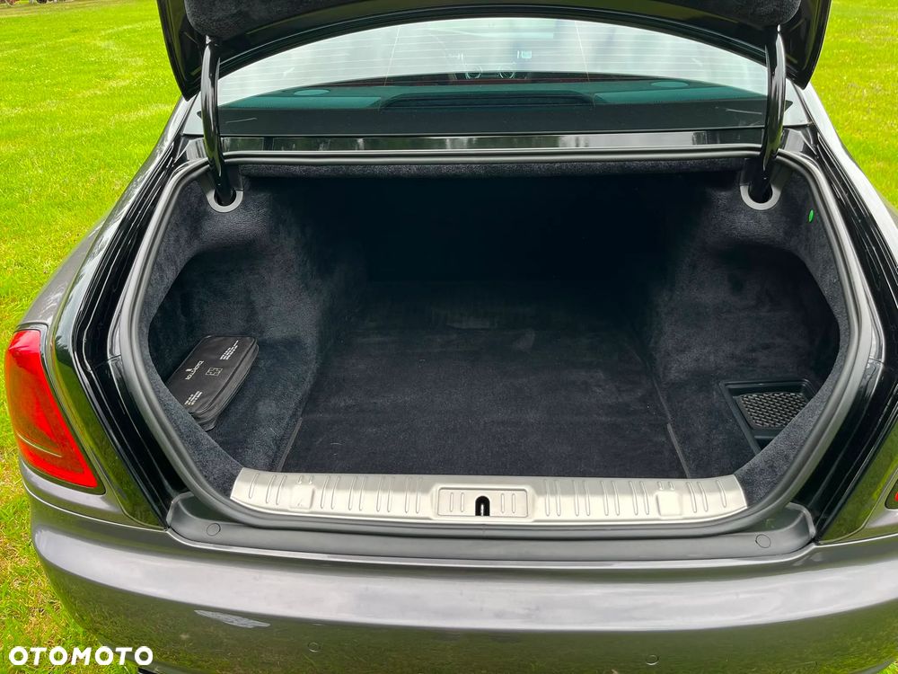 Rolls-Royce Ghost Standard - 12