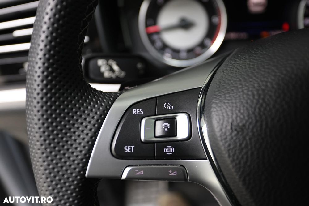 Volkswagen Touareg V6 TDI Elegance - 26