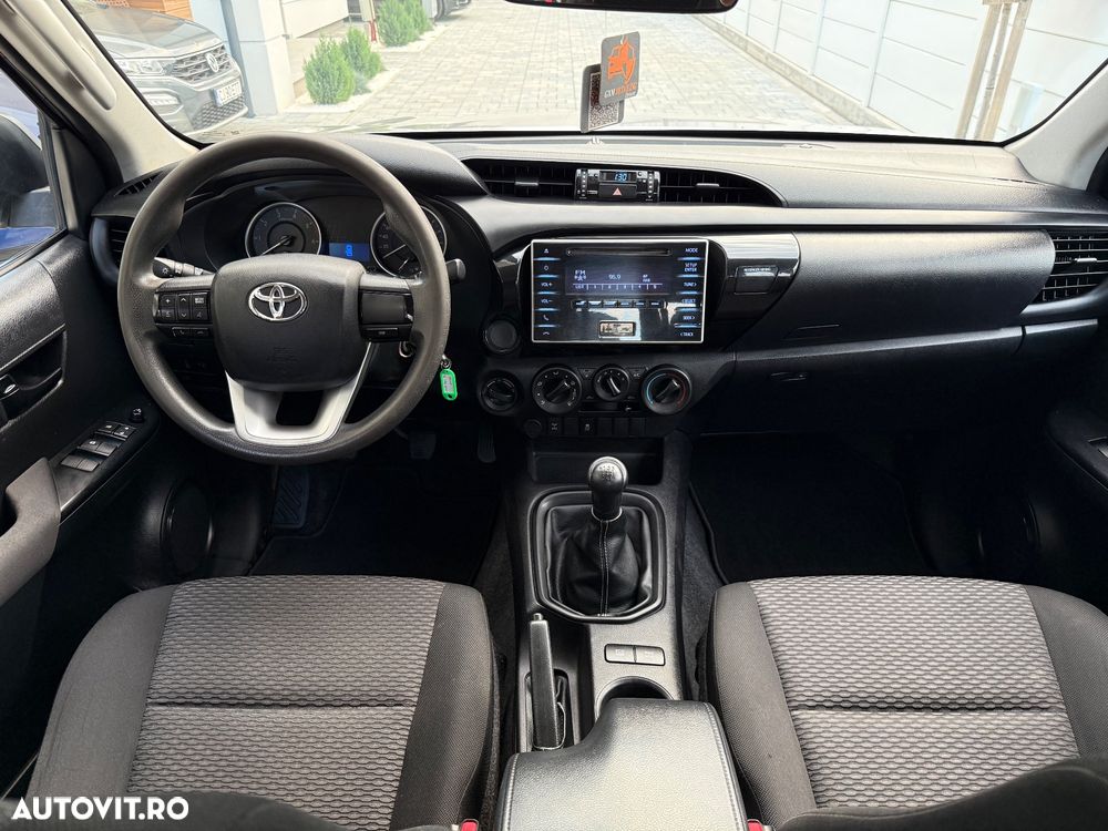 Toyota Hilux 2.4D 150CP 4x4 Double Cab 6MT Comfort - 5