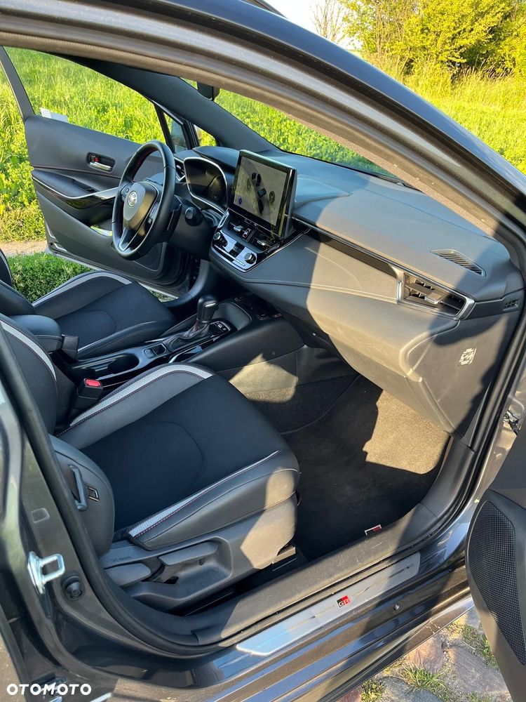 Toyota Corolla - 14