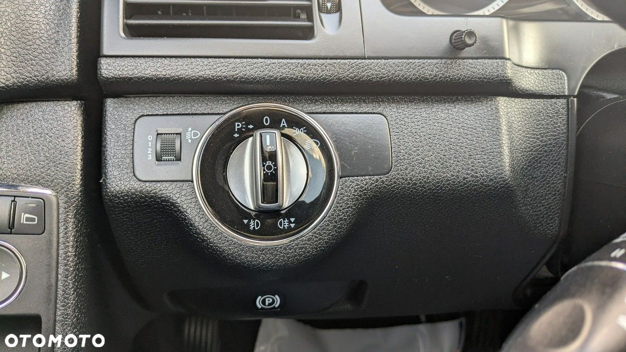 Mercedes-Benz Klasa C - 23