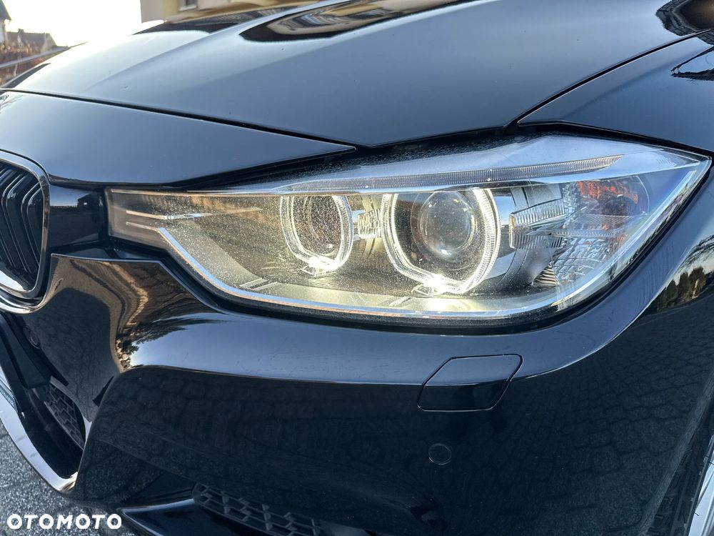 BMW Seria 3 320d Sport-Aut - 17