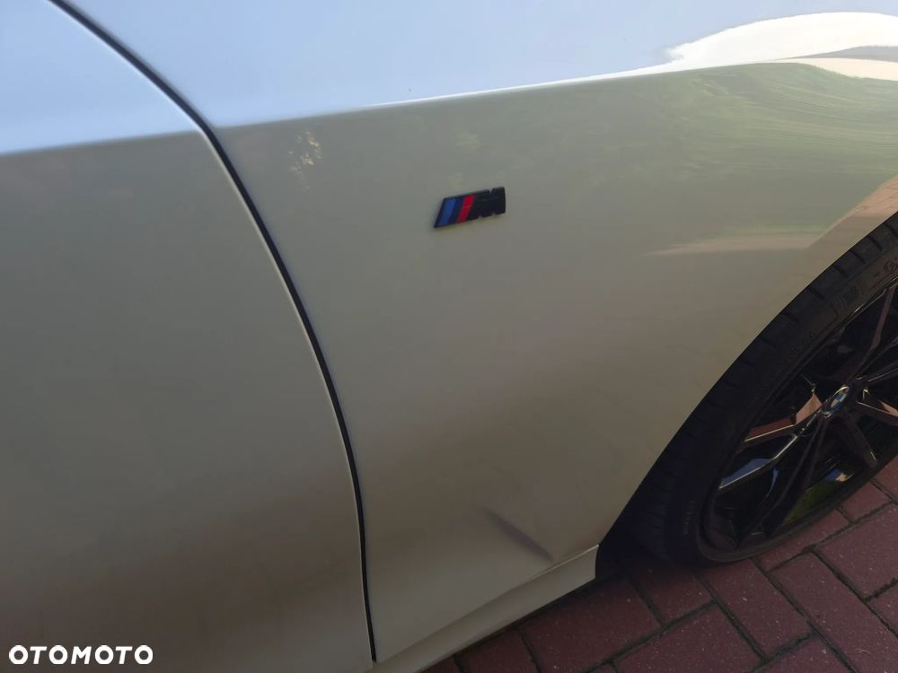 BMW Seria 3 330e xDrive M Sport - 30