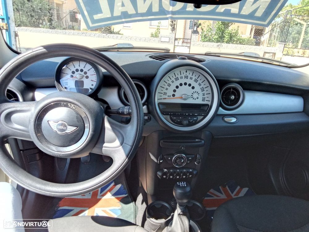 MINI 3 Portas One 1.6 - 15
