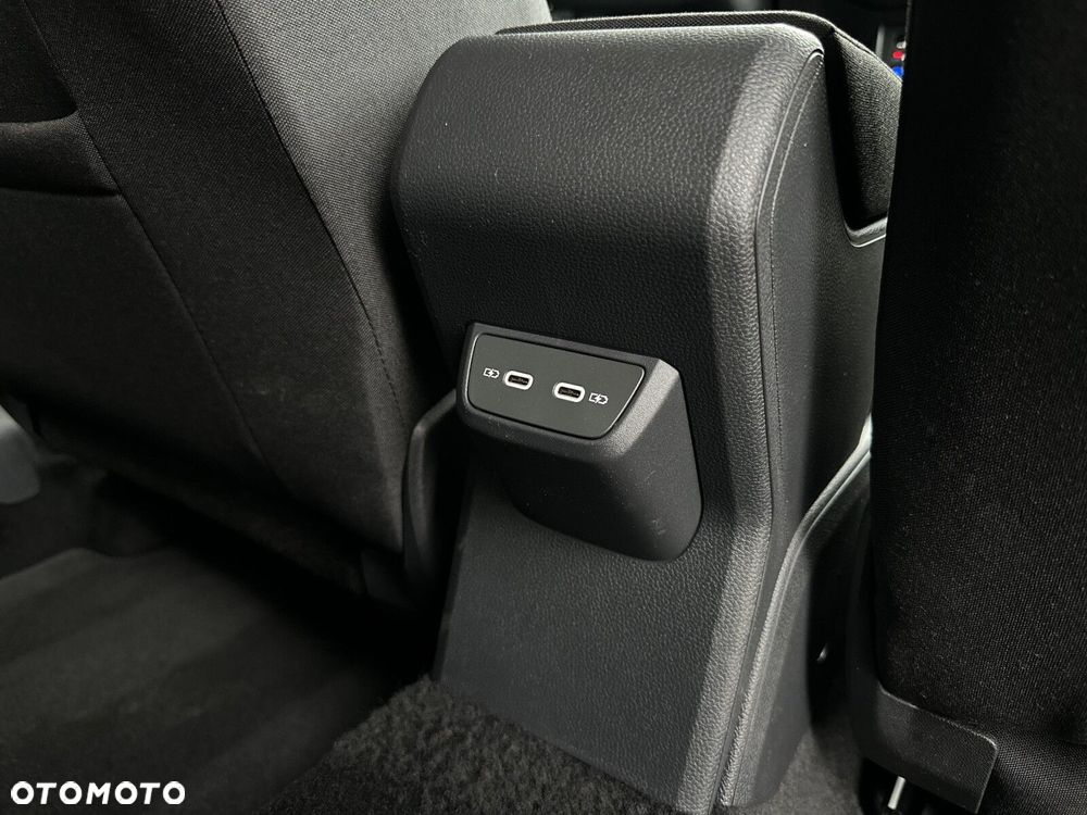 Volkswagen Taigo - 38