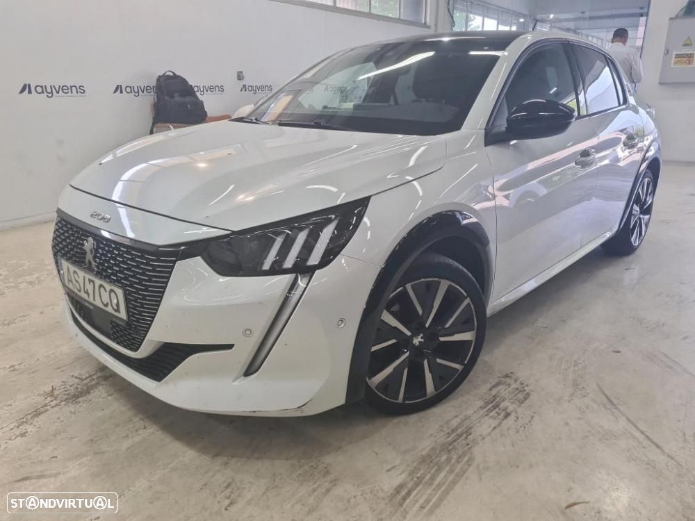 Peugeot 208 1.5 BlueHDi GT - 1