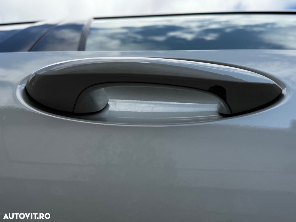 BMW Seria 3 320d xDrive AT MHEV - 14