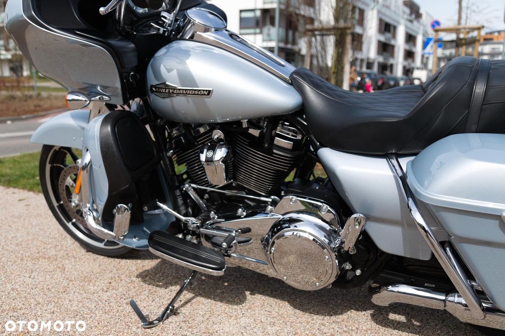Harley-Davidson Touring Road Glide - 17
