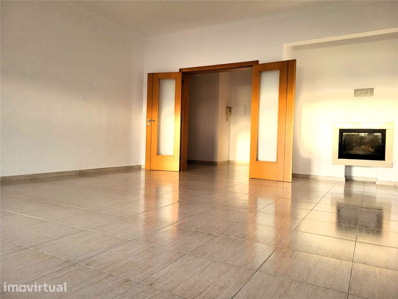 Apartamento em Azambuja, Azambuja - Grande imagem: 2/16