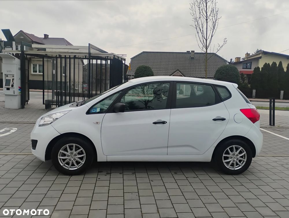 Kia Venga - 5
