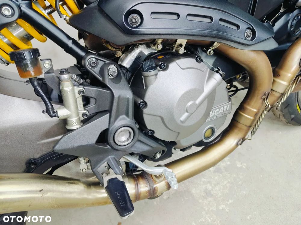 Ducati Monster - 9