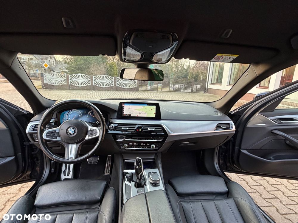 BMW Seria 5 520d M Sport Edition - 29