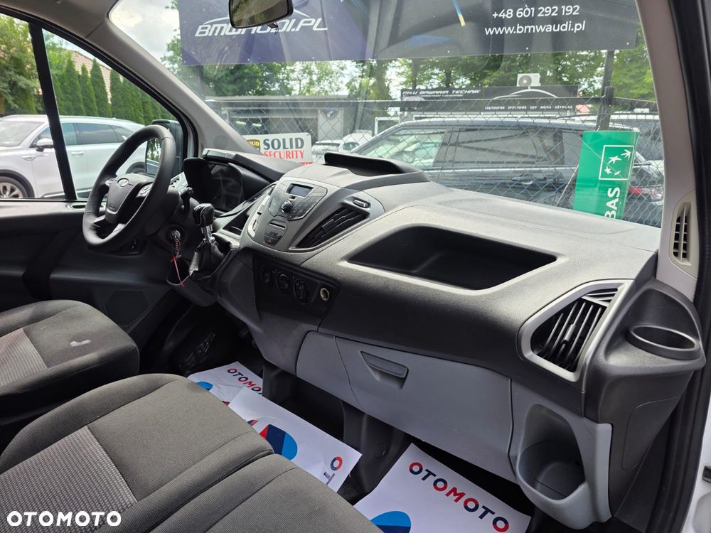 Ford TRANSIT CUSTOM - 16