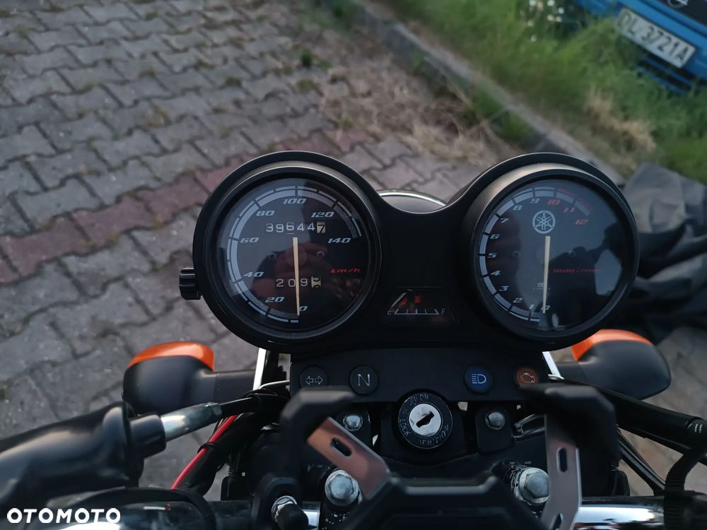 Yamaha YBR - 6