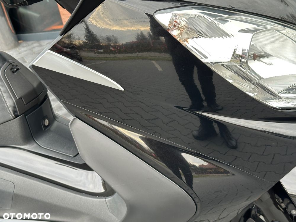 Peugeot Satelis - 12