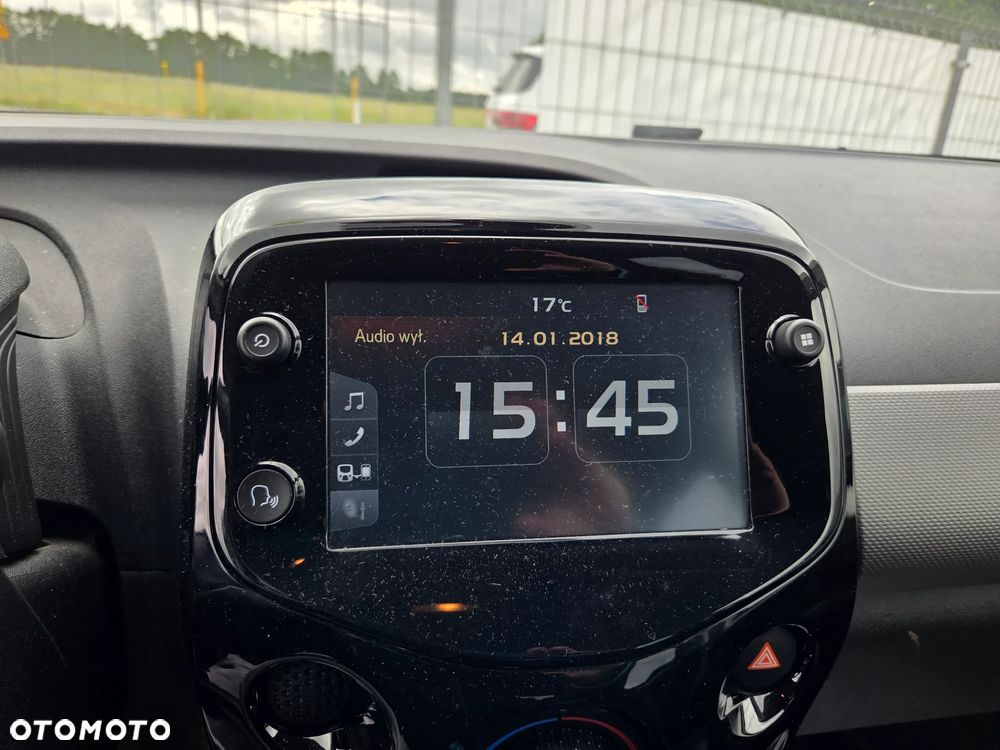 Peugeot 108 VTI 72 Style - 10