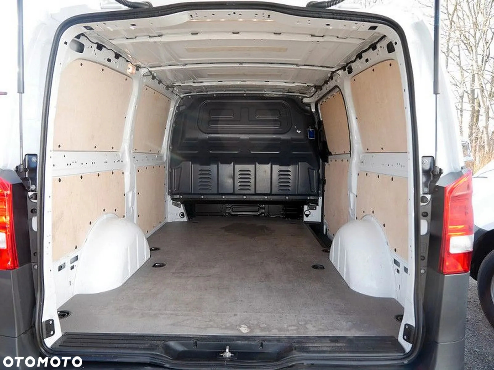 Mercedes-Benz Vito - 17