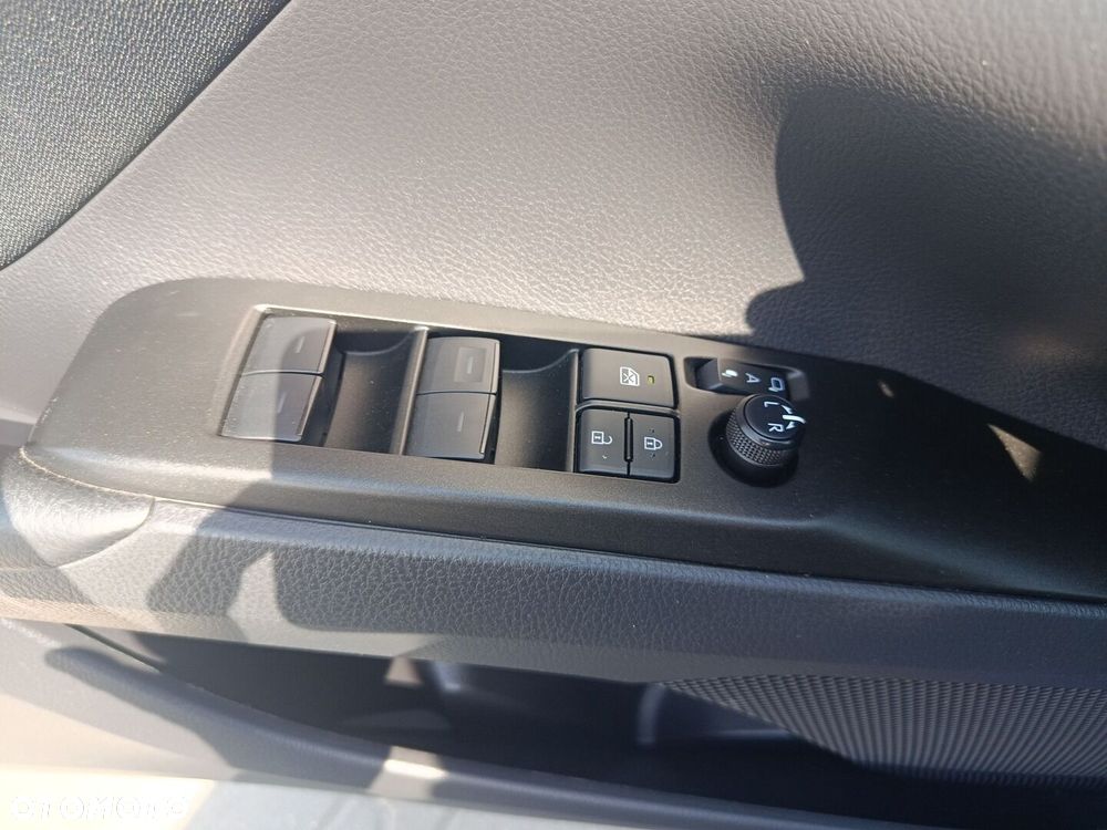Toyota Camry 2.5 Hybrid Comfort CVT - 20