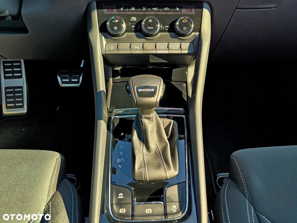 Skoda Karoq 1.5 TSI ACT Sportline DSG - 15
