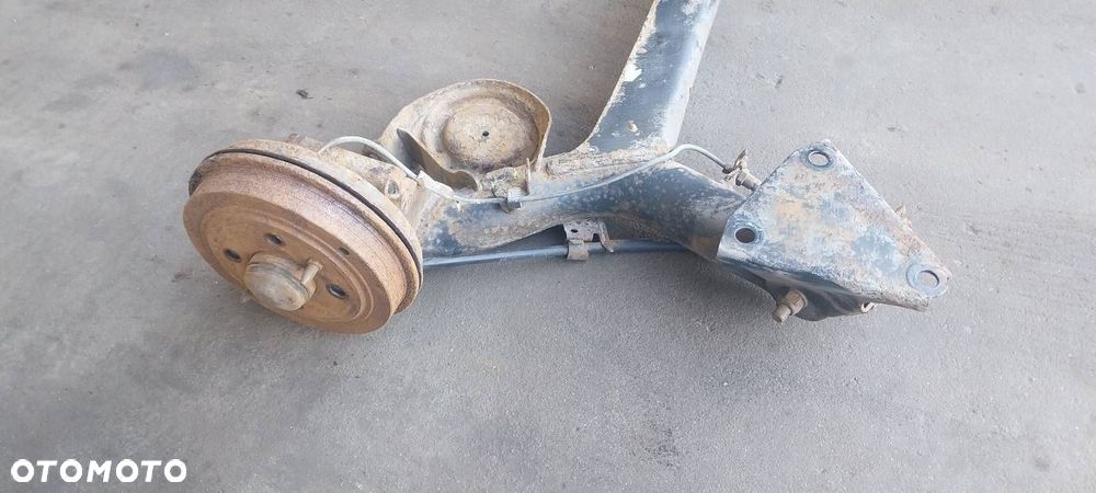 BELKA OŚ ZAWIESZENIA TYŁ BĘBNY BEZ ABS FIAT PANDA II - 4
