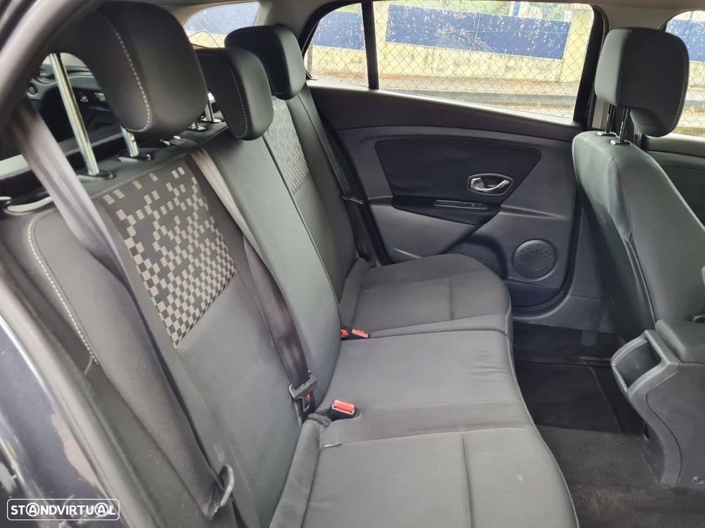 Renault Mégane 1.5 dCi Dynamique CO2 Champion - 10