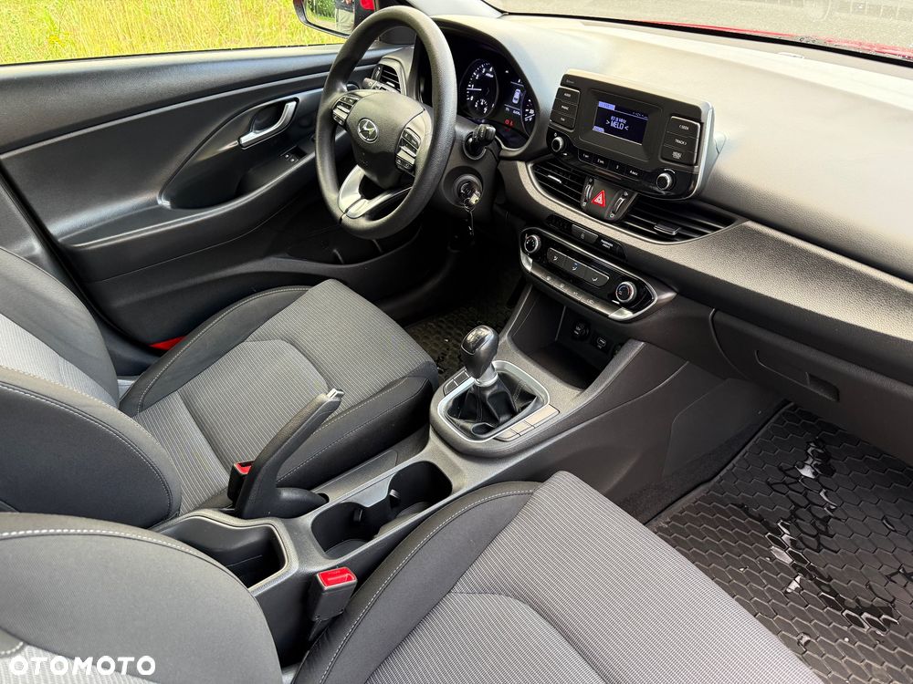 Hyundai i30 1.5 Pure - 27