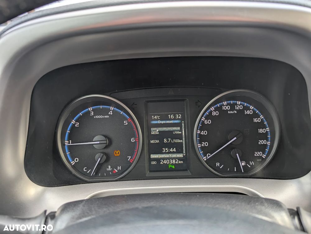 Toyota RAV4 2.0 D-4D 2WD Comfort - 15