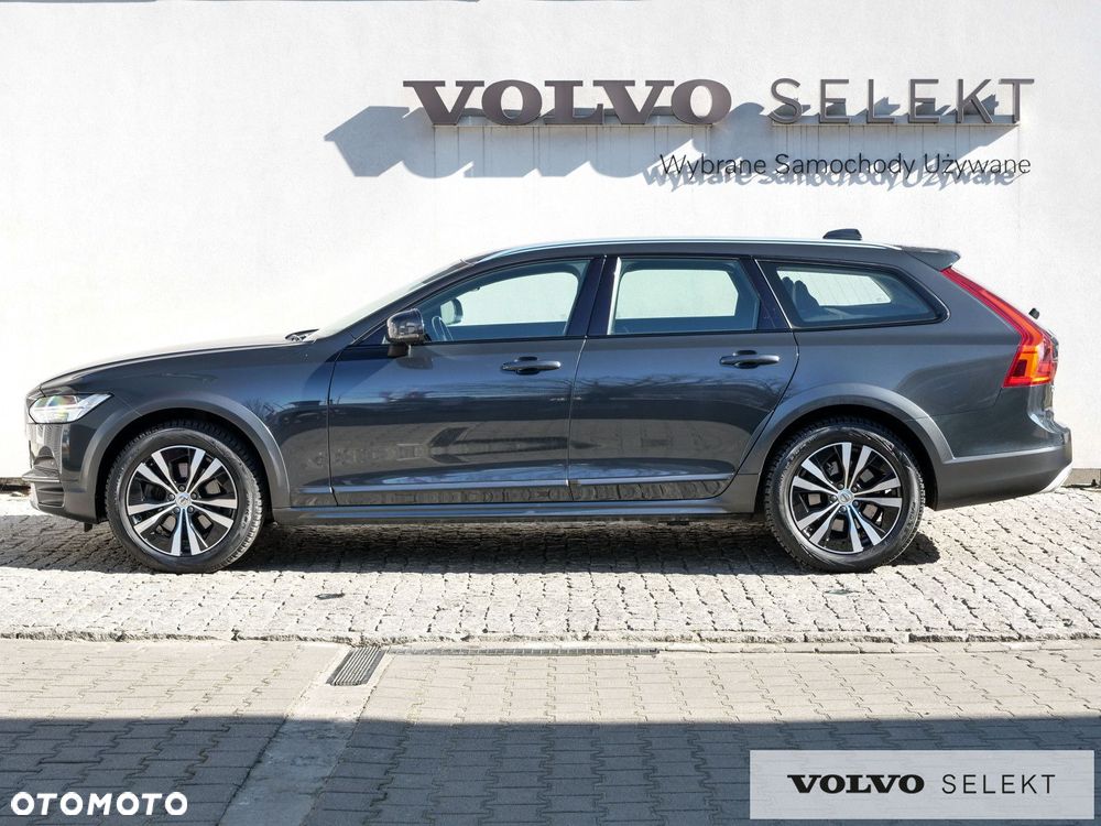 Volvo V90 Cross Country - 7