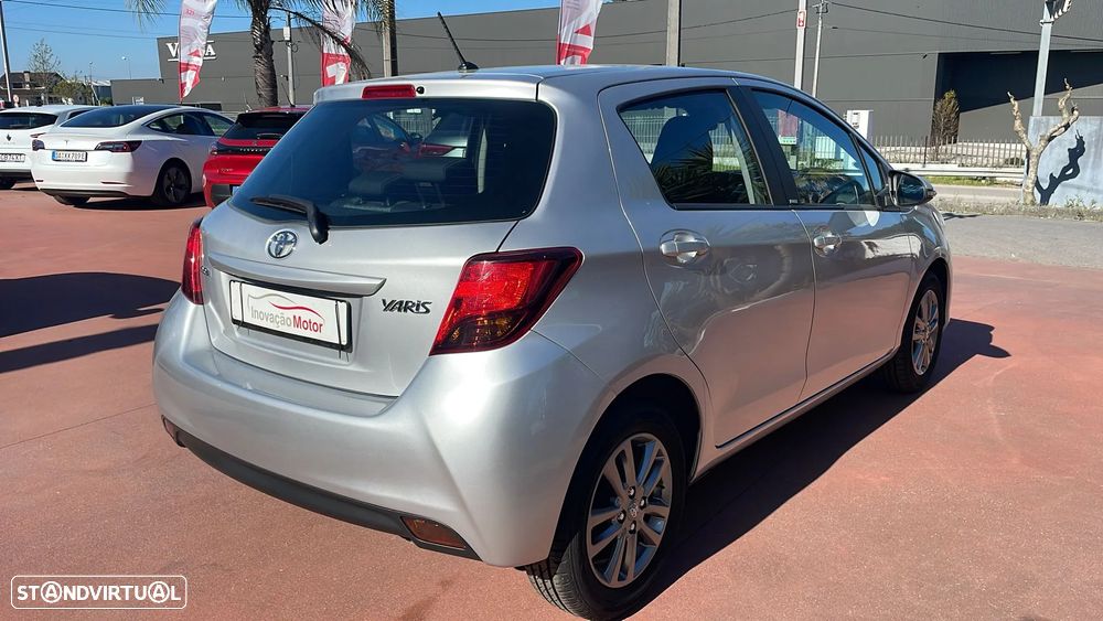 Toyota Yaris - 8
