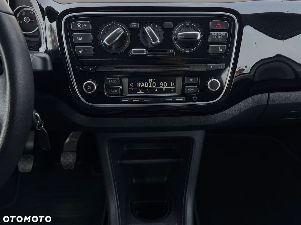 Volkswagen up! - 21