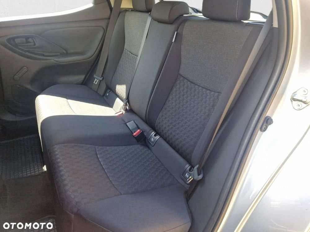 Toyota Yaris - 23