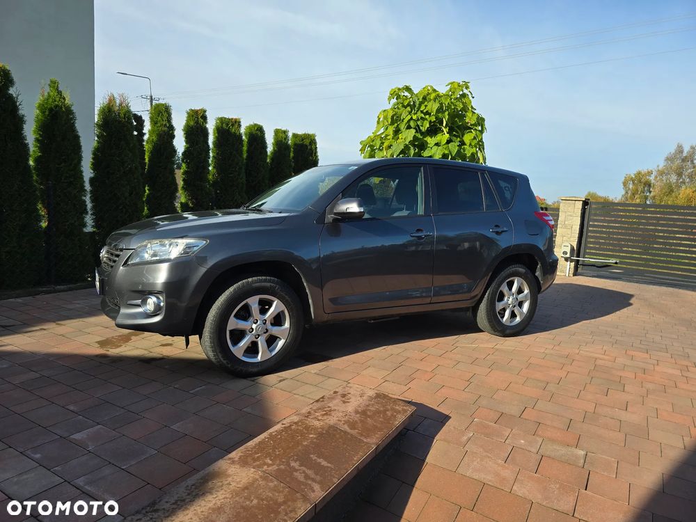Toyota Rav4 2012 photo 2