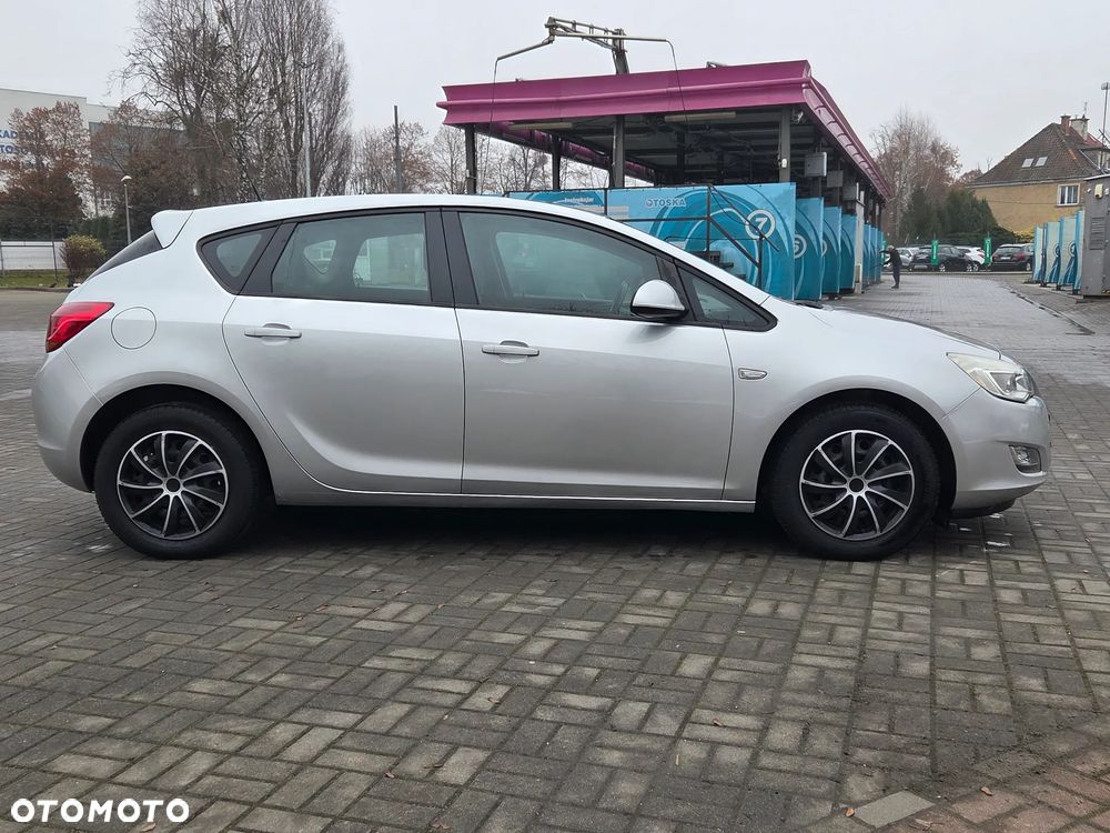 Opel Astra 1.6 Active - 2