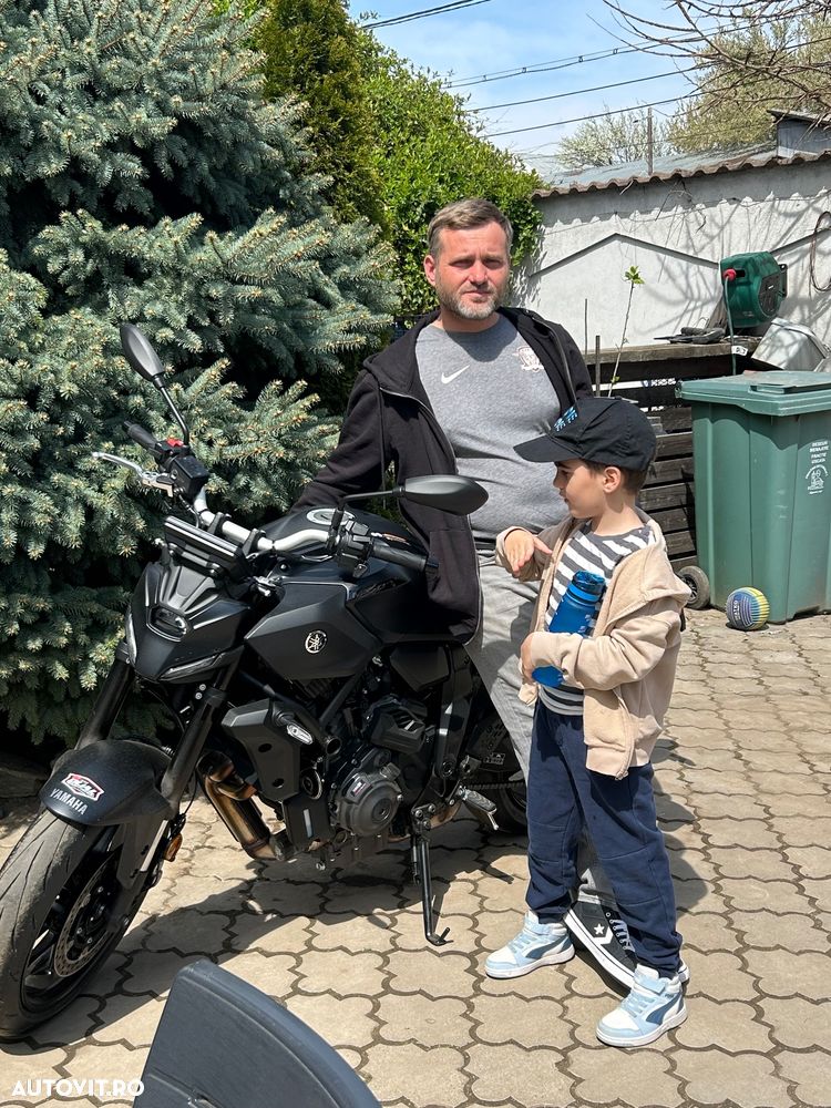 Yamaha MT-07 - 10