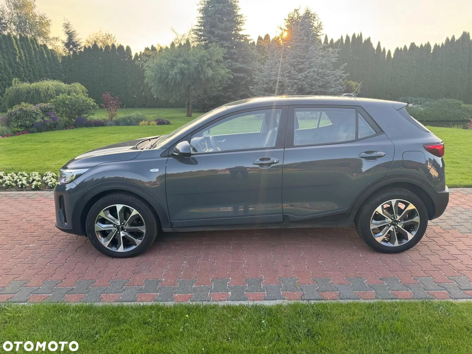 Kia Stonic 1.2 Spirit - 4
