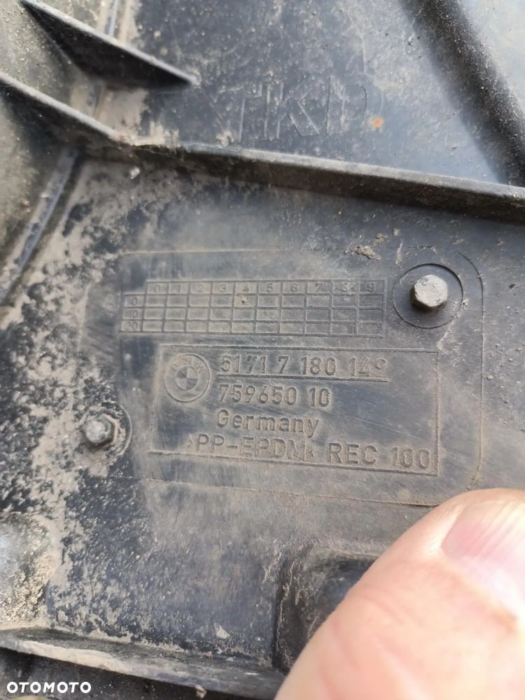 Nadkole przód przednie prawe lewe BMW E88 E82 7180149 7180150 - 2