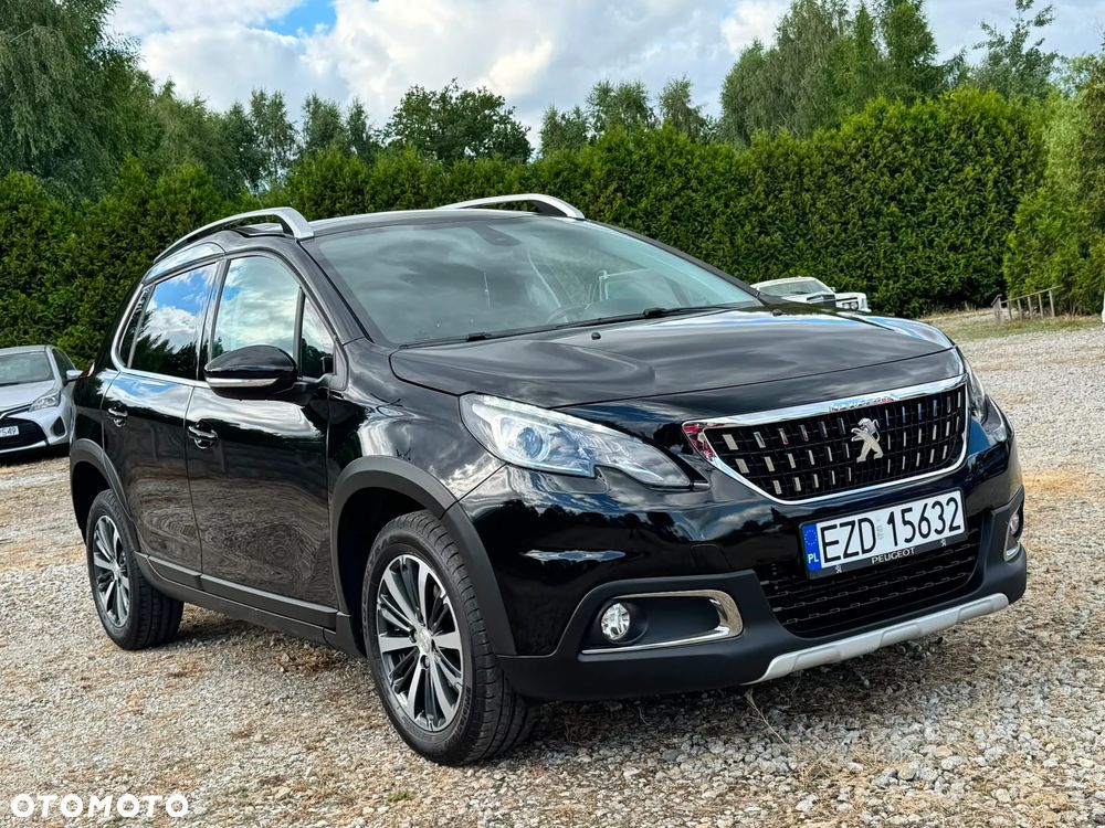 Peugeot 2008 1.2 Pure Tech GPF Allure S&S EAT6 - 3