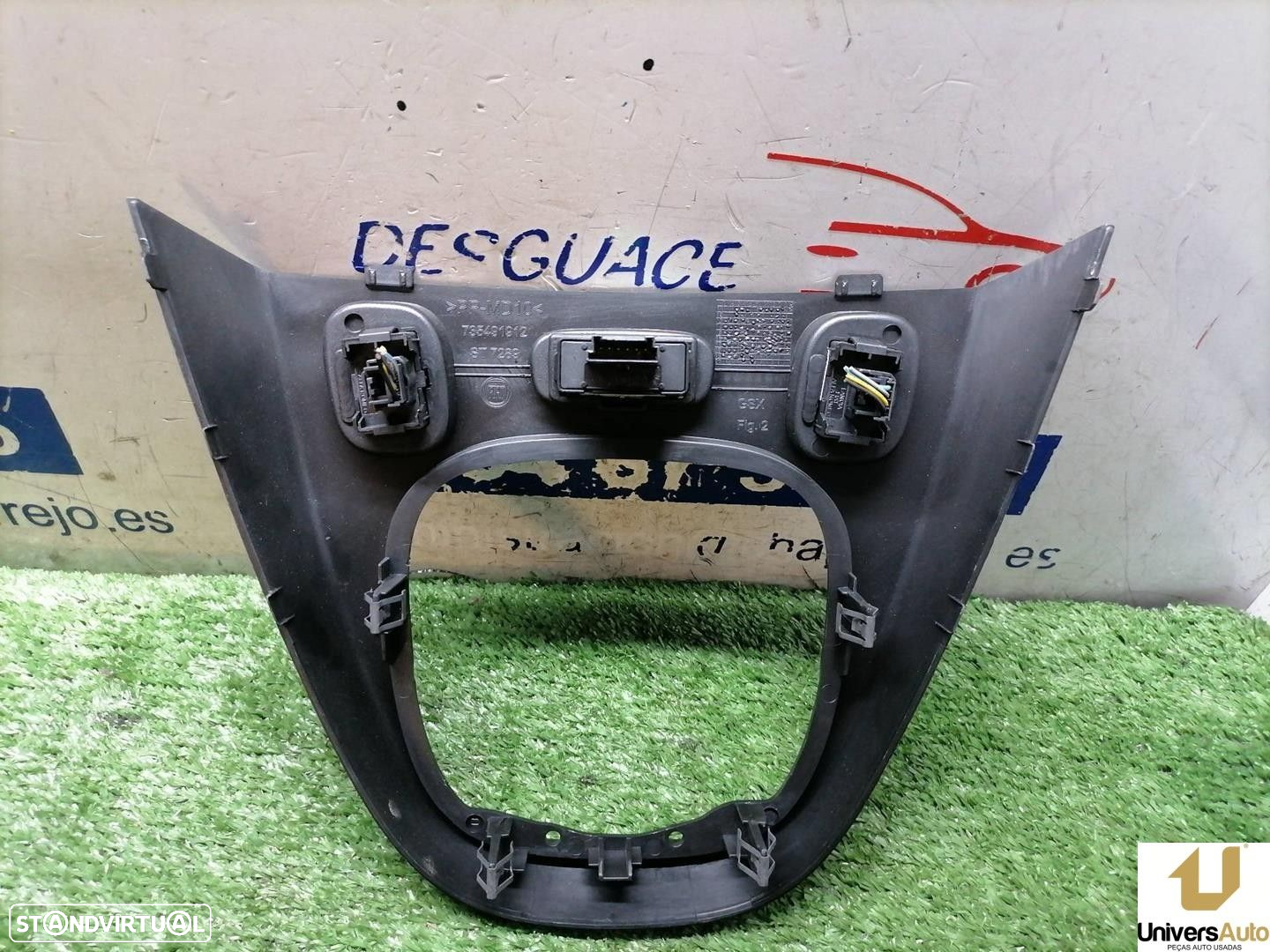COMANDO ELEVADOR DE VIDRO FRONTAL ESQUERDO FIAT PANDA 2019 -735491912 - 2