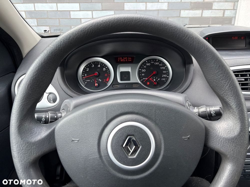 Renault Clio 1.2 16V TCE Alize - 10
