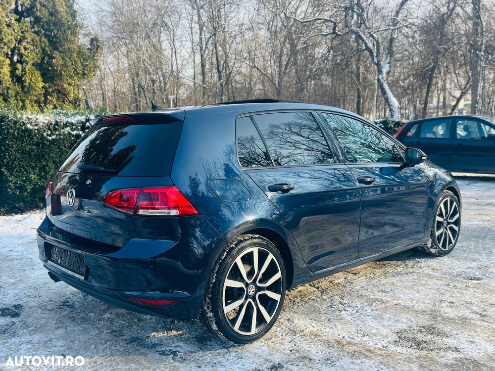 Volkswagen Golf 2.0 TDI 4Motion DSG Sound - 5