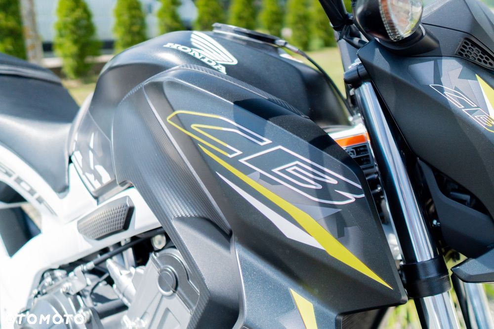 Honda CB - 15