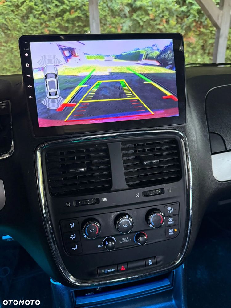 Dodge Grand Caravan 3.6 R/T - 21