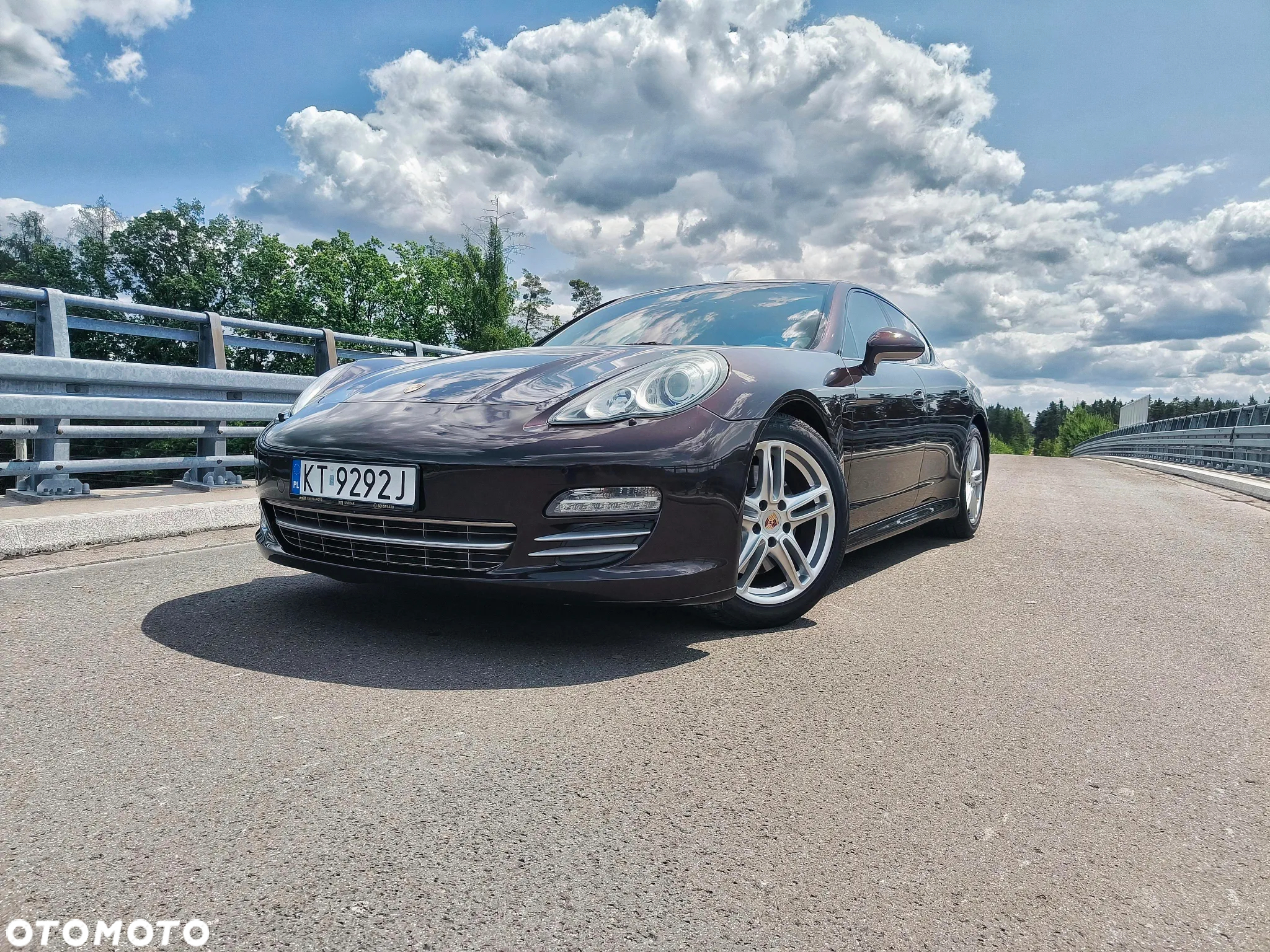 Porsche Panamera 4 PDK Platinum Edition - 3