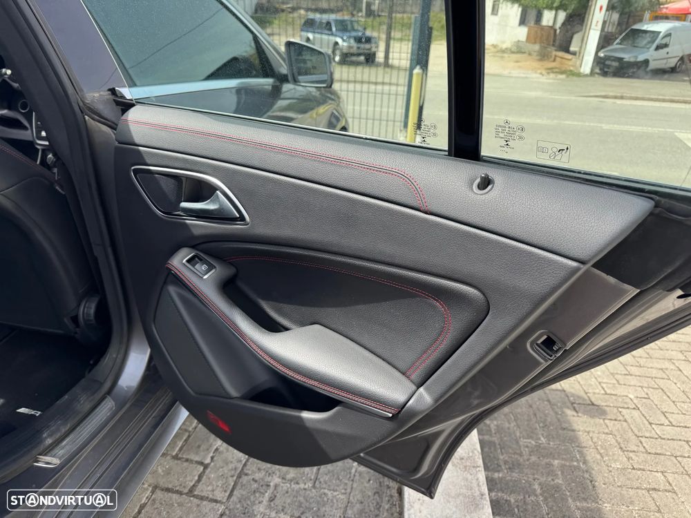 Mercedes-Benz CLA 220 d Shooting Brake Aut. - 2