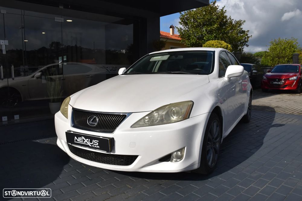 Usado Lexus IS 220 2008 - 7 999 EUR, 305 595 km - Standvirtual.com